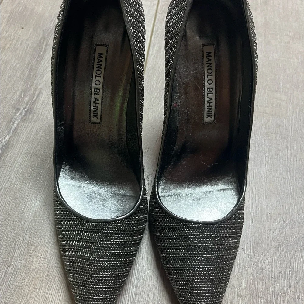 Like New Gray Textured Pointed-Toe Heels - Picture 2 of 2